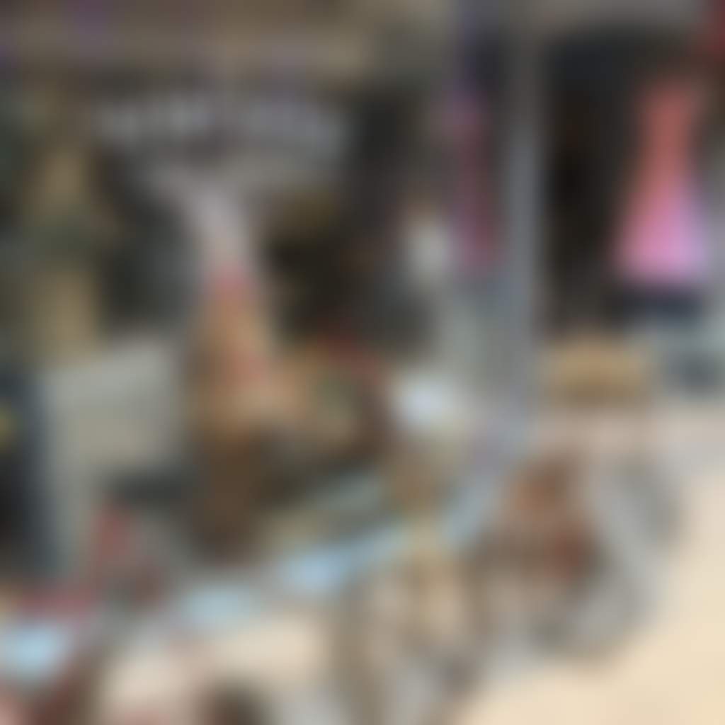 Vintage Pop Up Shop